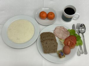 6. D. Z OGRANICZENIEM LATWOPRZYSWAJALNYCH WEGLOWODANOW SNIADANIE