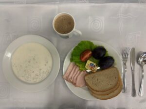 04.09.2025 sniadanie podstawa